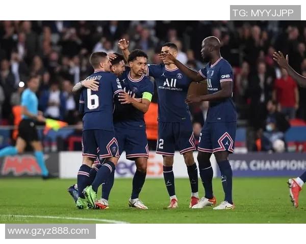 大巴黎迎战伊斯球队全力争胜精彩对决引发球迷热议